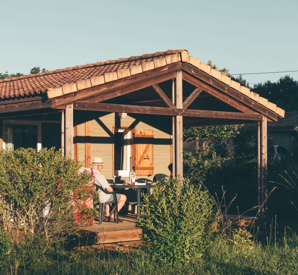 Terres De France - Les Hameaux De Pomette Hotel Marminiac Екстериор снимка